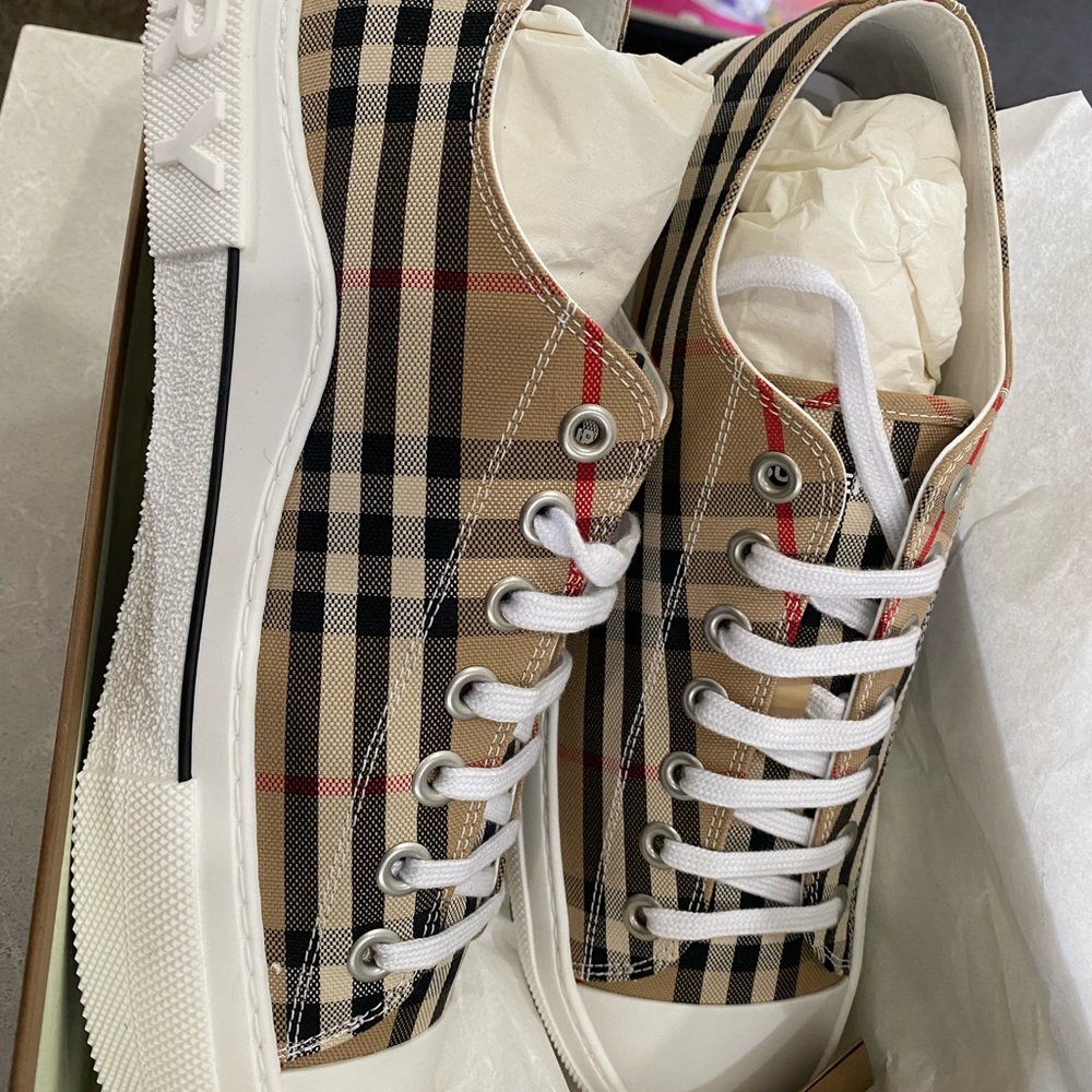 Vintage Check Cotton Burberry Sneakers - Picture 2 of 9